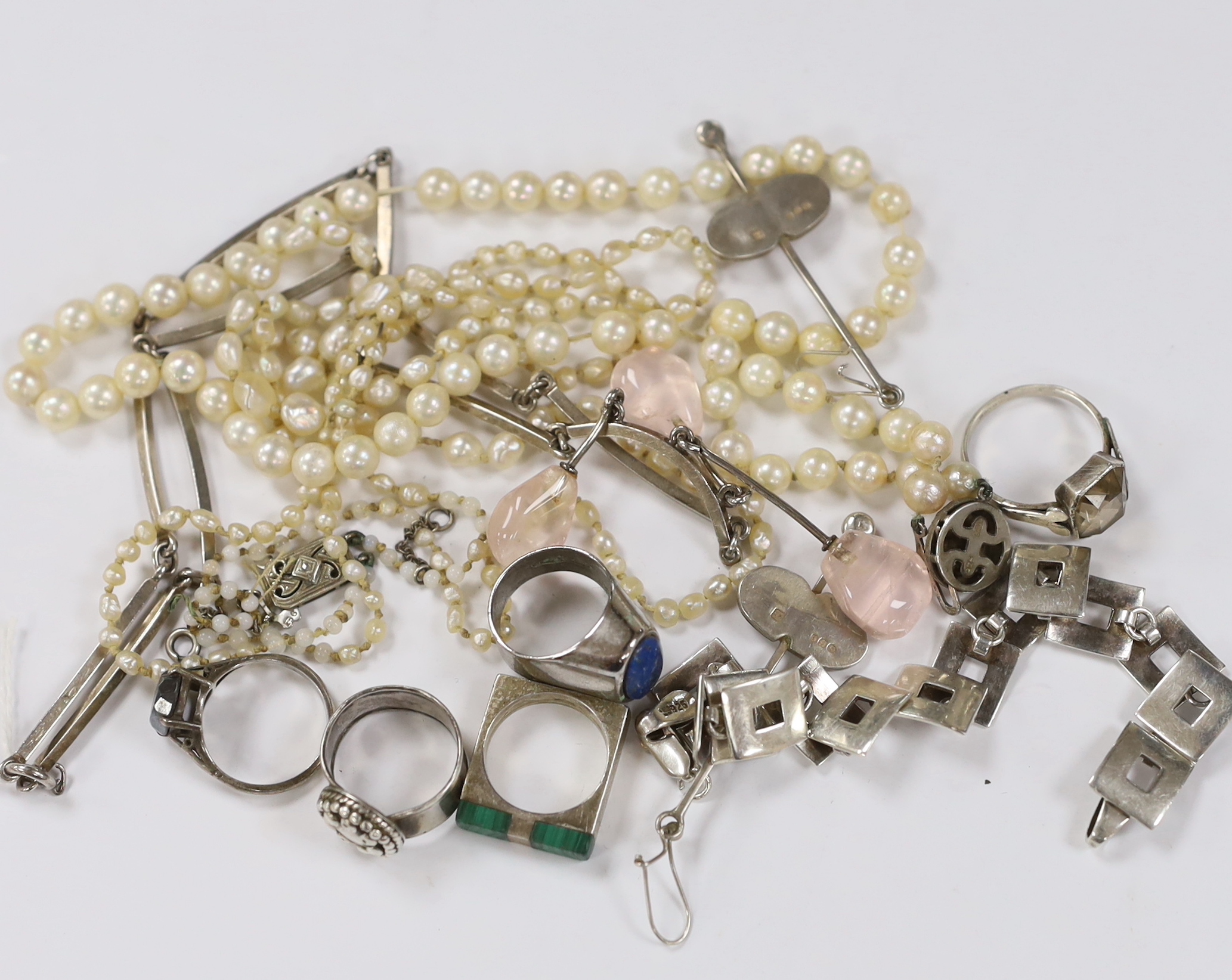 Two cultured pearl necklaces and a small group of assorted silver or 925 jewellery including a rose quartz set drop necklace.